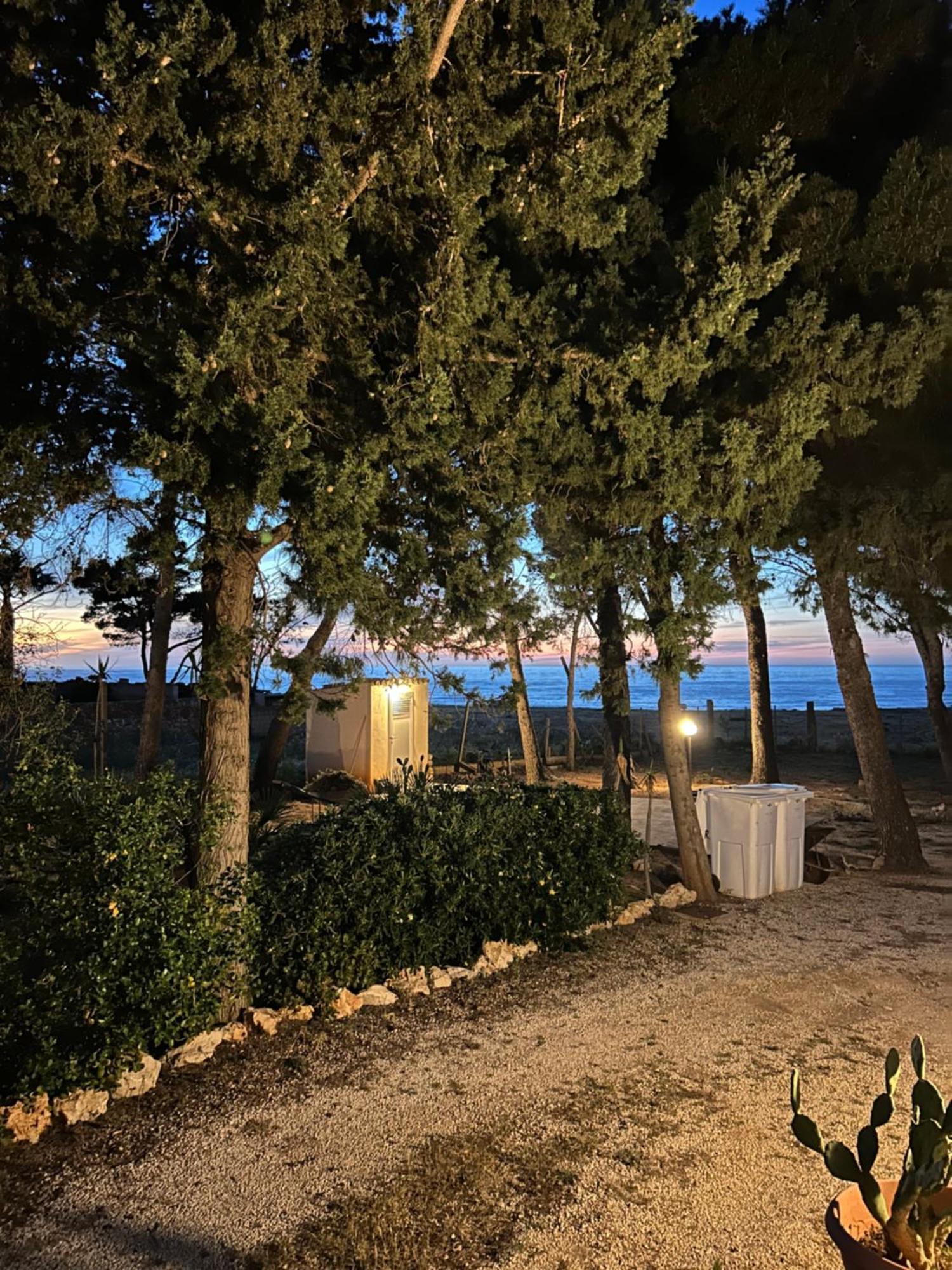 Appartamento I Tramonti Di Cofano Кастеллуццо Екстер'єр фото